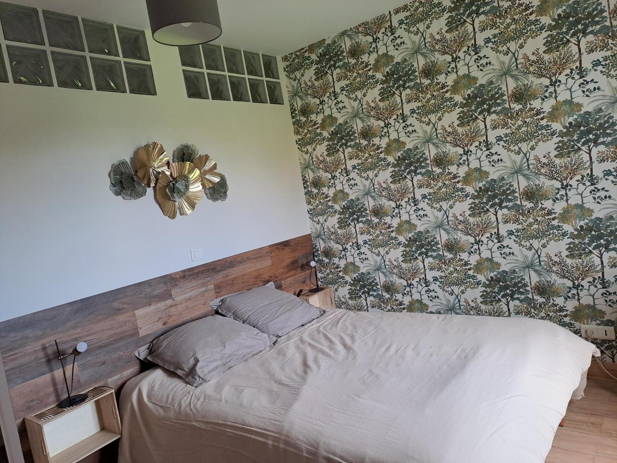Champagnac  L'Ile Verte Chambre Avec Salle De Bain Privee מראה חיצוני תמונה